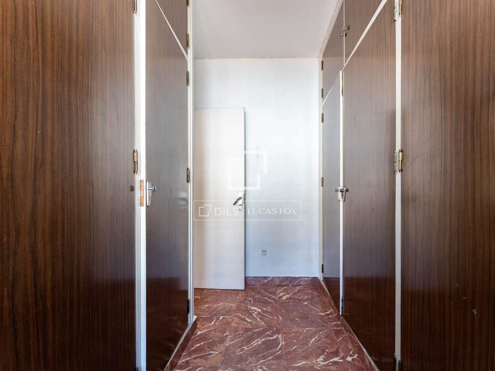 4 soveværelse Villa til salg i Malaga by med swimmingpool garage - € 1.590.000 (Ref: 8855916)