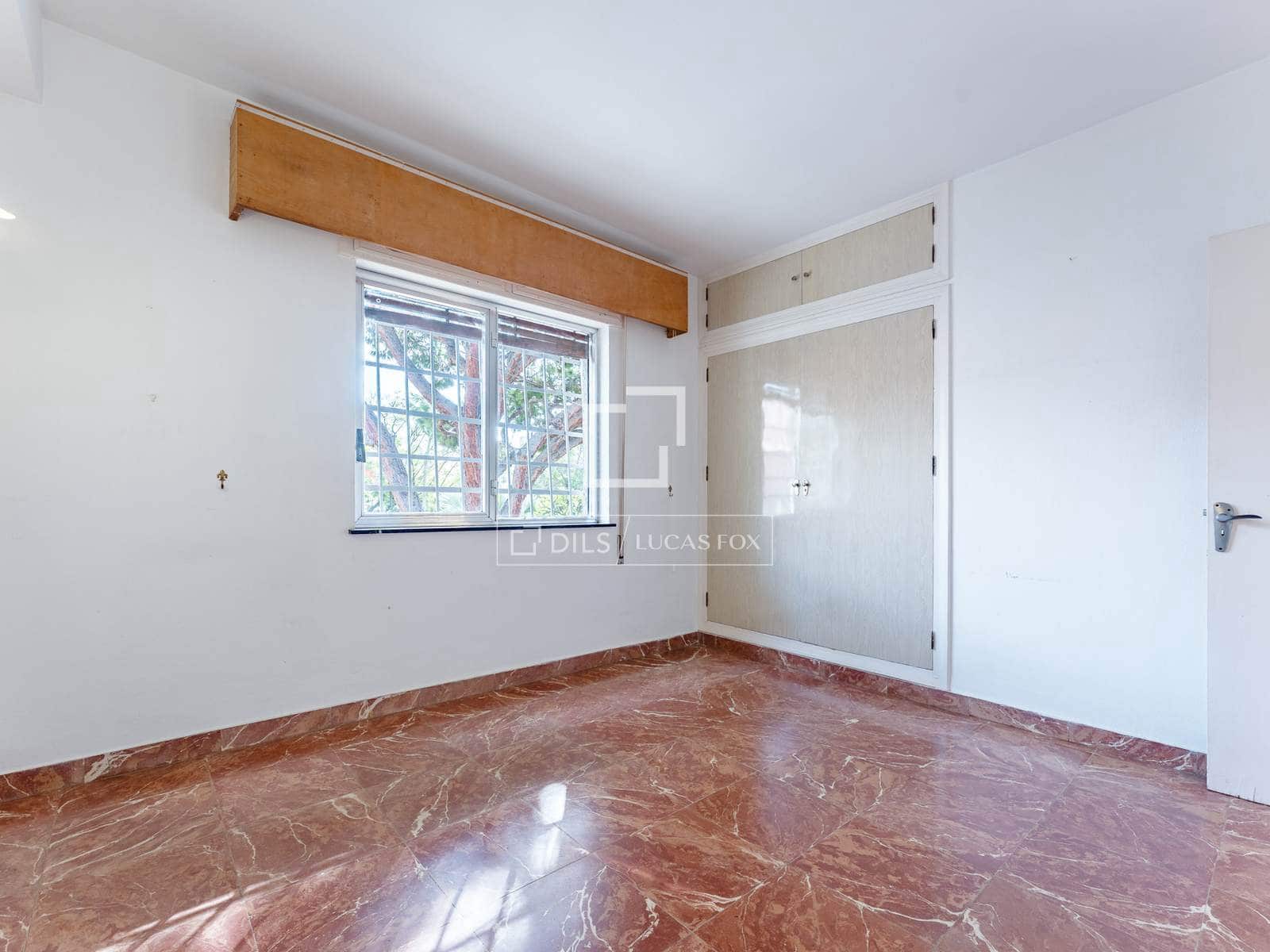 4 soveværelse Villa til salg i Malaga by med swimmingpool garage - € 1.590.000 (Ref: 8855916)