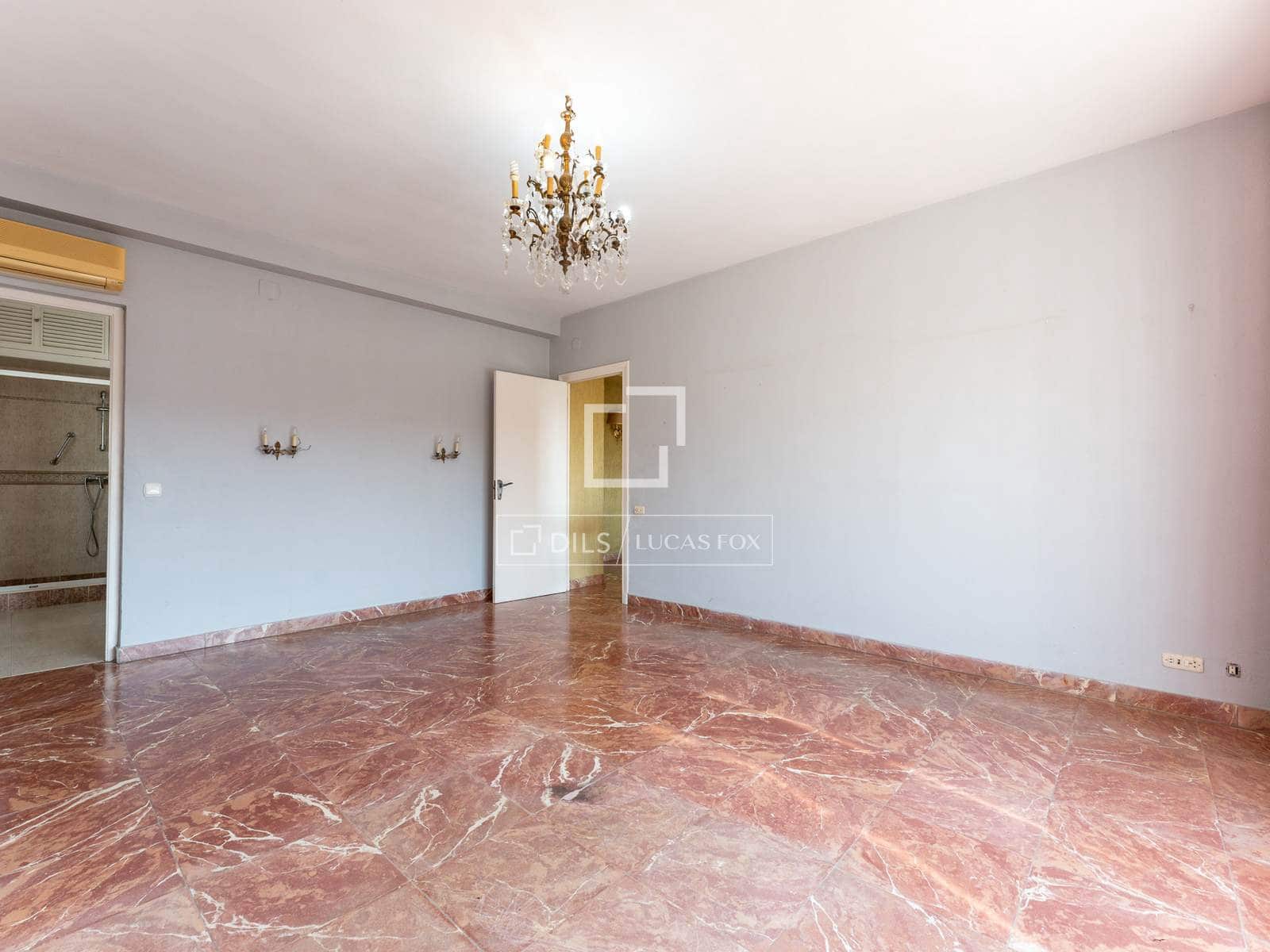 4 soveværelse Villa til salg i Malaga by med swimmingpool garage - € 1.590.000 (Ref: 8855916)