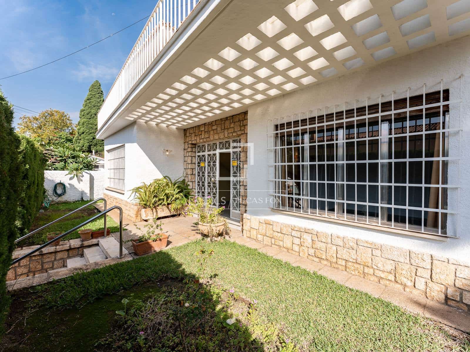 4 soveværelse Villa til salg i Malaga by med swimmingpool garage - € 1.590.000 (Ref: 8855916)