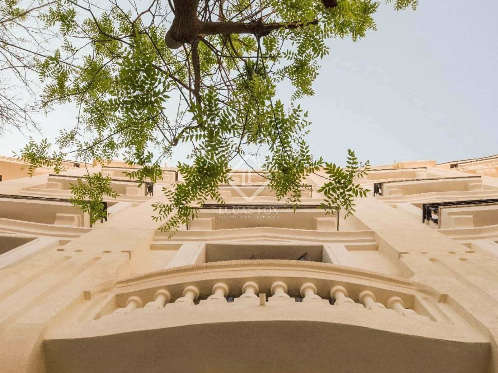 5 soveværelse Penthouse til salg i Madrid by med swimmingpool garage - € 11.900.000 (Ref: 8856678)