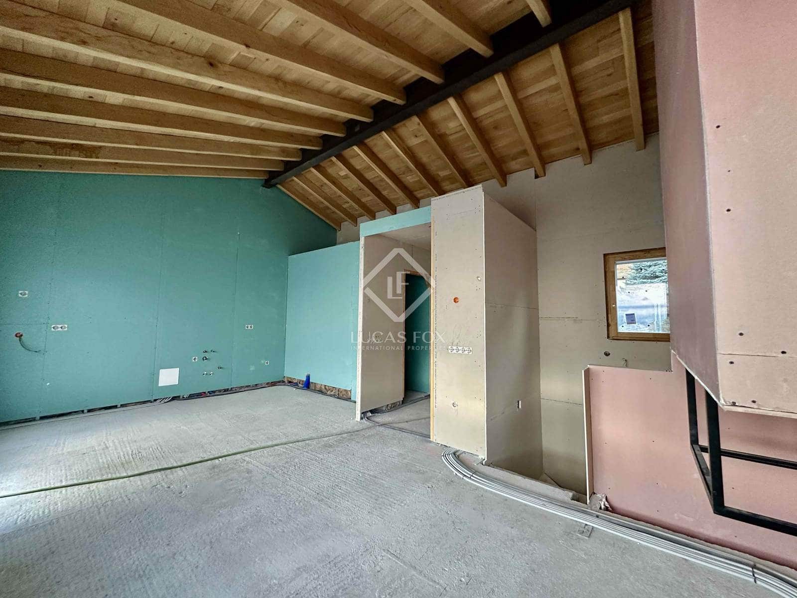 3 soveværelse Villa til salg i Llivia - € 680.000 (Ref: 8857813)