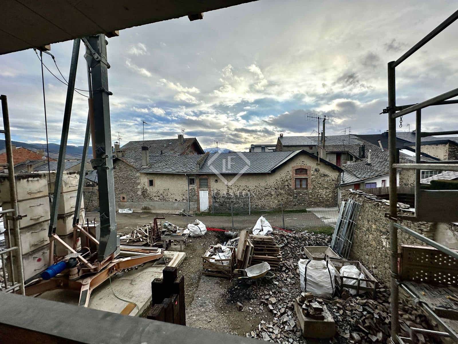 3 soveværelse Villa til salg i Llivia - € 680.000 (Ref: 8857813)