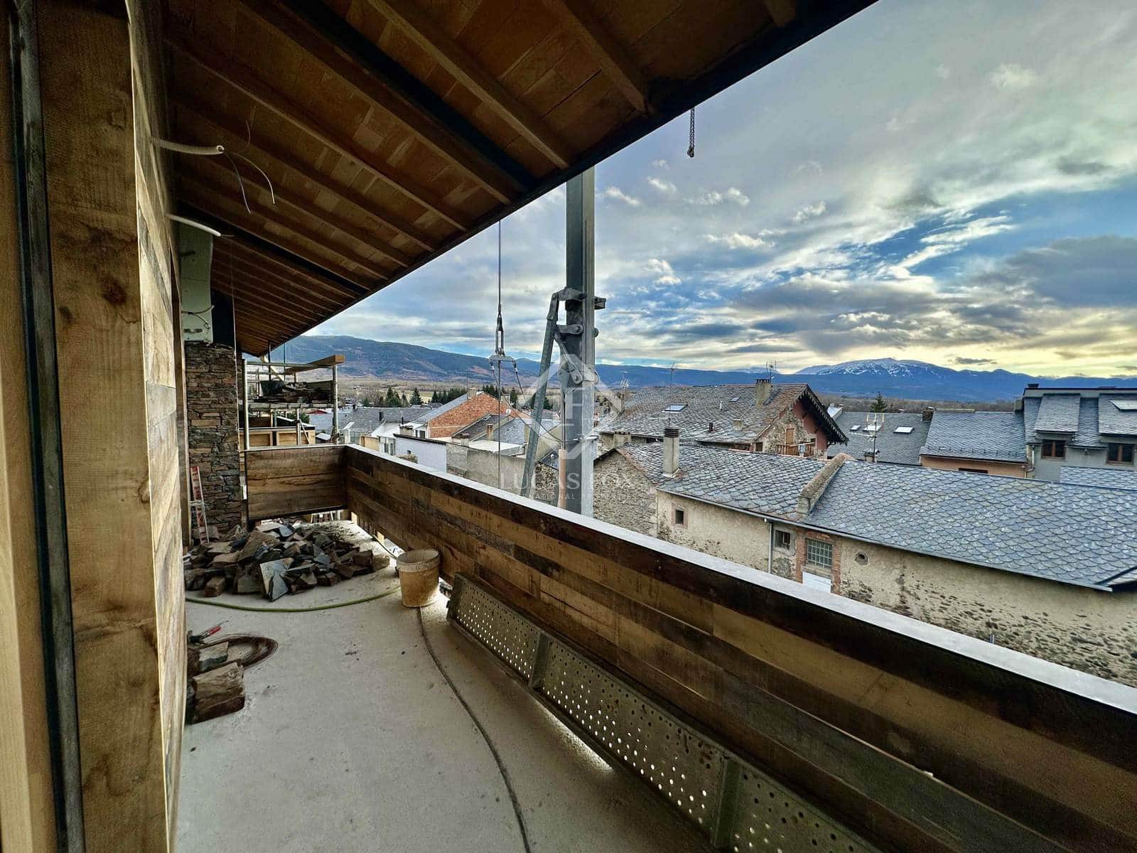 3 soveværelse Villa til salg i Llivia - € 680.000 (Ref: 8857813)