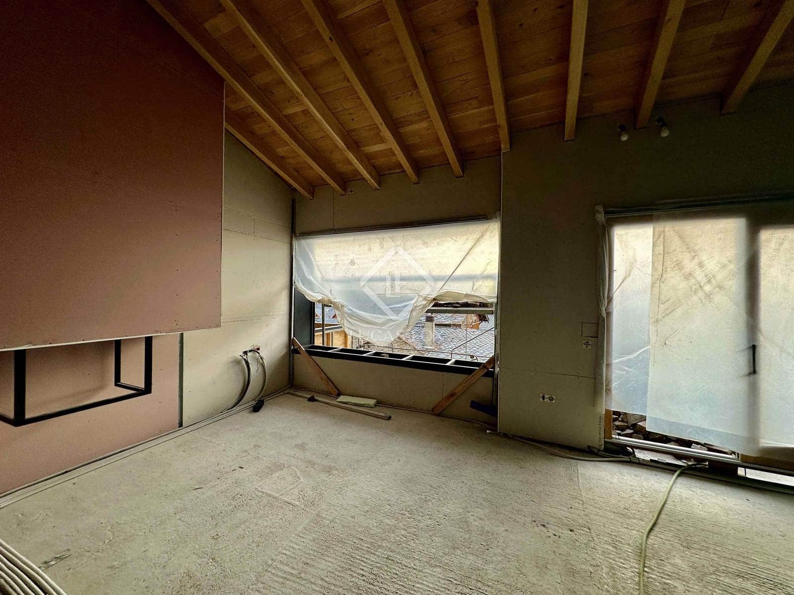 3 soveværelse Villa til salg i Llivia - € 680.000 (Ref: 8857813)