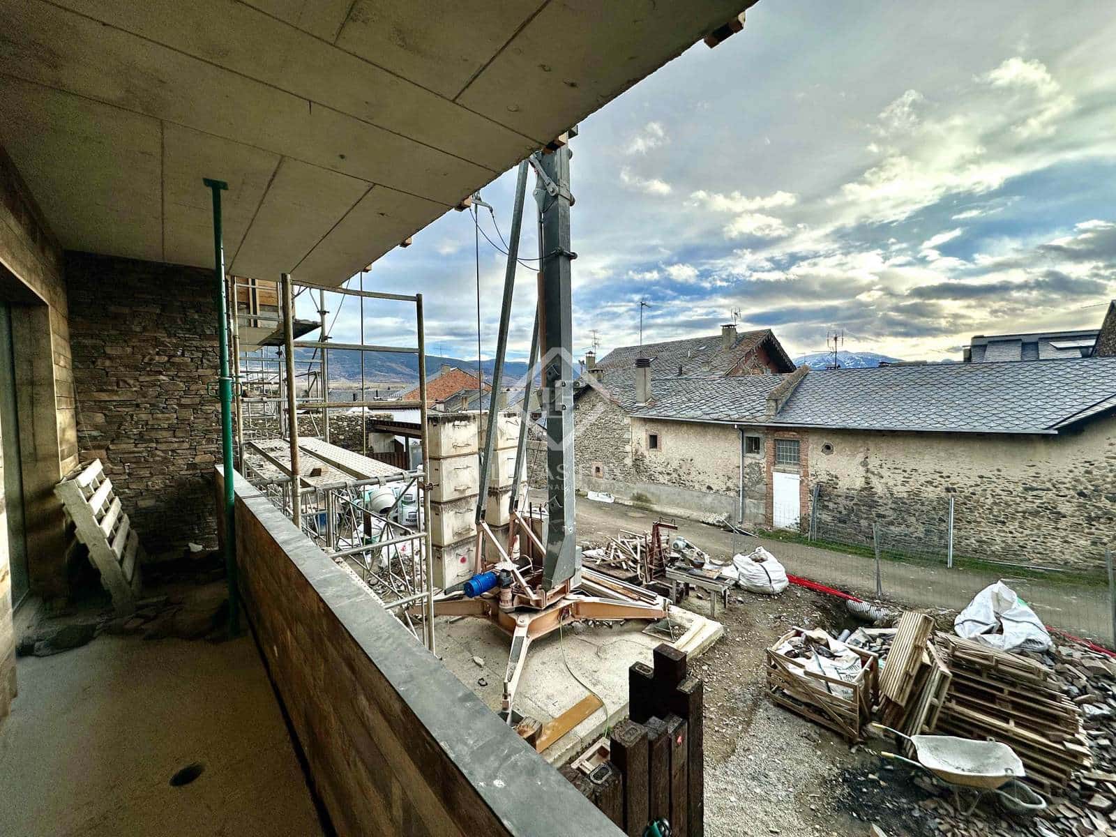 3 soveværelse Villa til salg i Llivia - € 680.000 (Ref: 8857813)