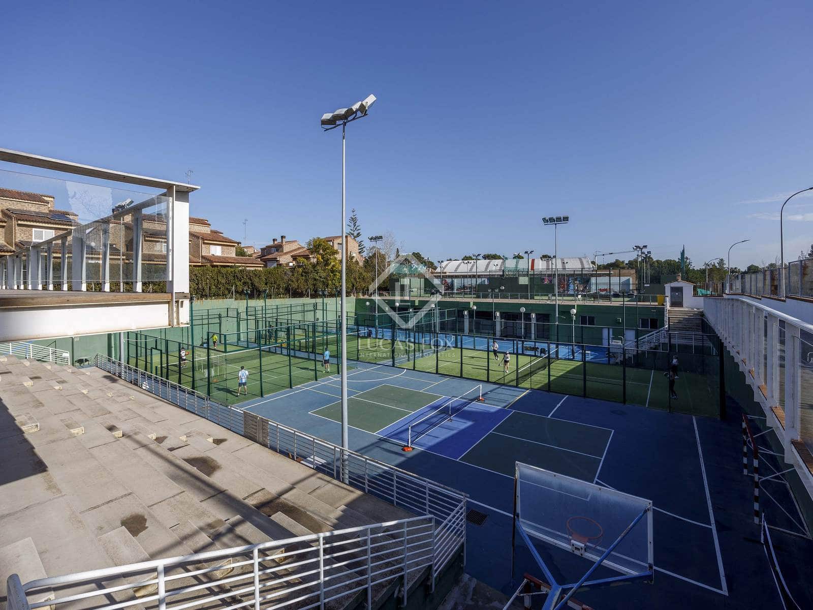 4 soveværelse Villa til salg i Godella med swimmingpool - € 1.125.000 (Ref: 8861546)