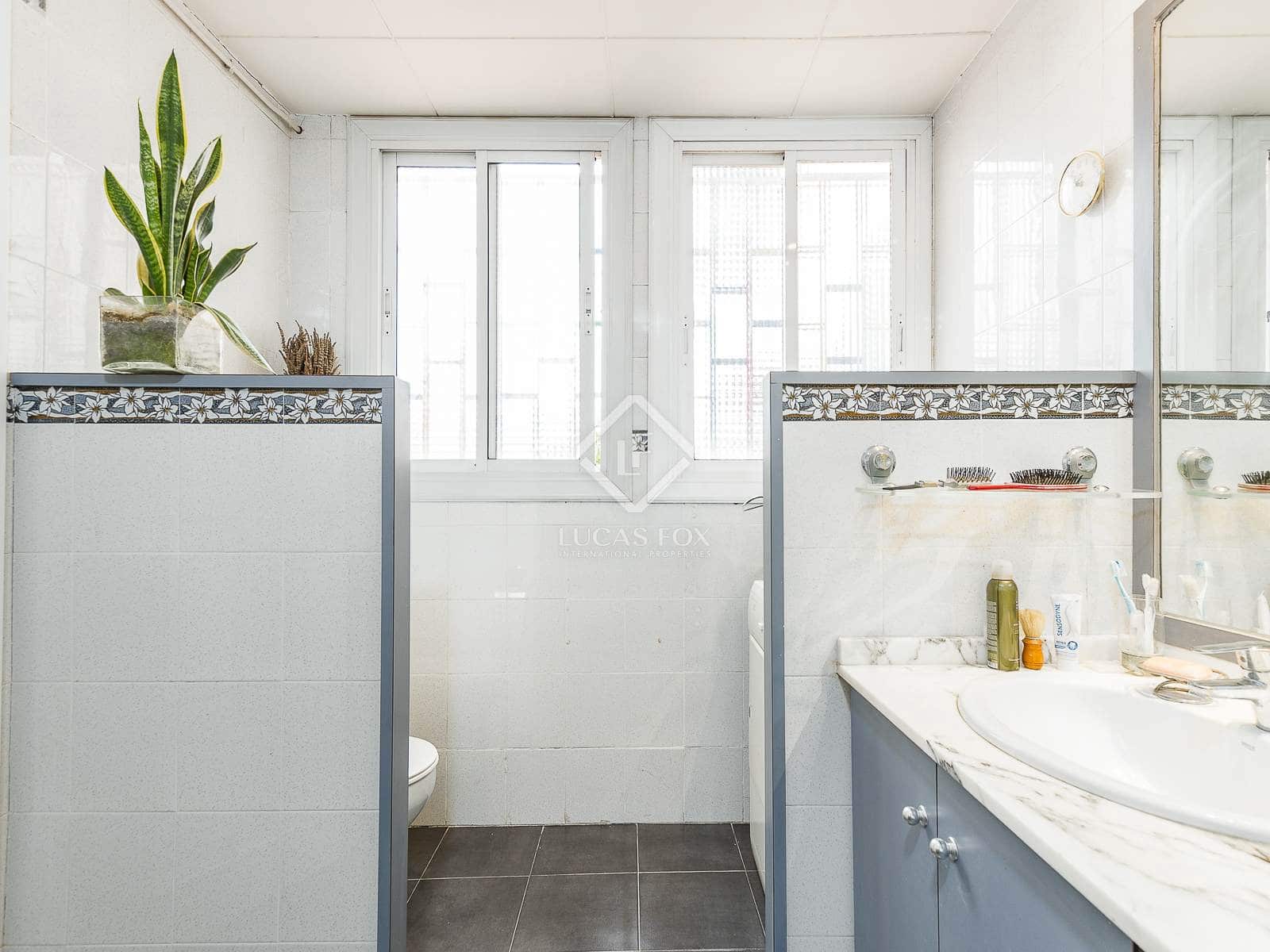 3 slaapkamer Appartement te koop in Barcelona stad - € 795.000 (Ref: 8863427)