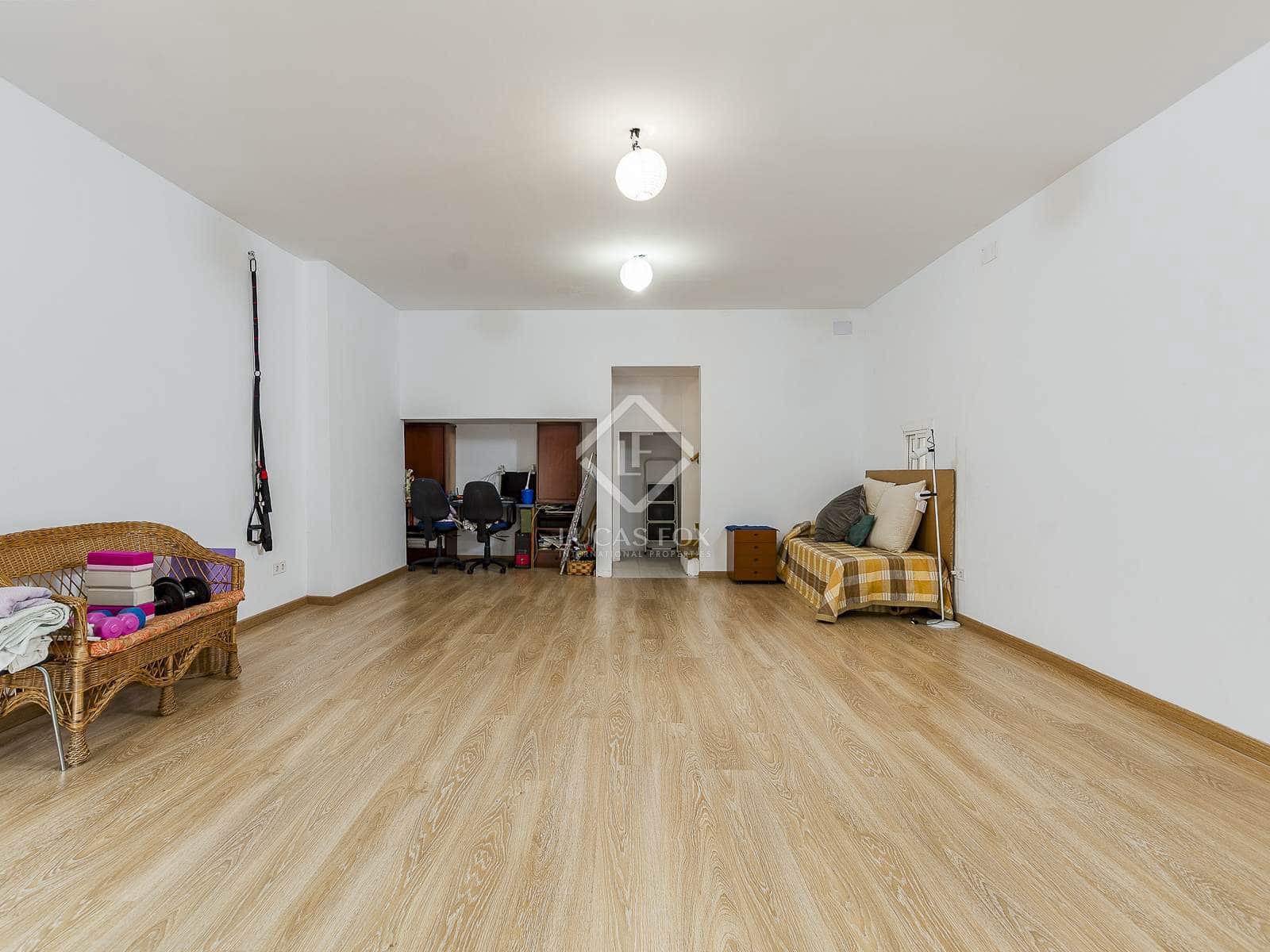 3 slaapkamer Appartement te koop in Barcelona stad - € 795.000 (Ref: 8863427)