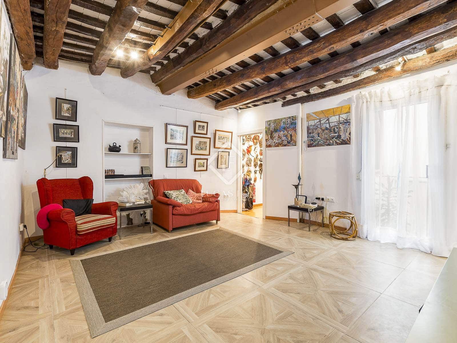 3 slaapkamer Appartement te koop in Barcelona stad - € 795.000 (Ref: 8863427)
