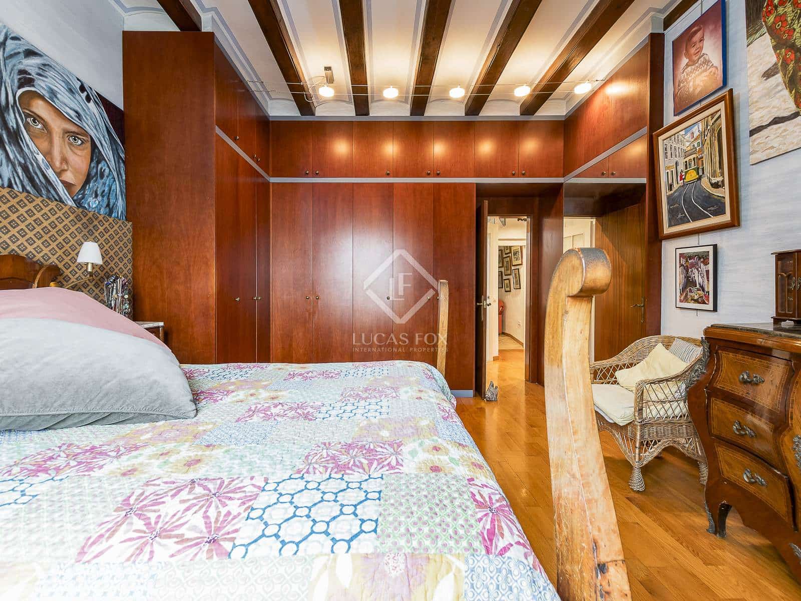 3 slaapkamer Appartement te koop in Barcelona stad - € 795.000 (Ref: 8863427)