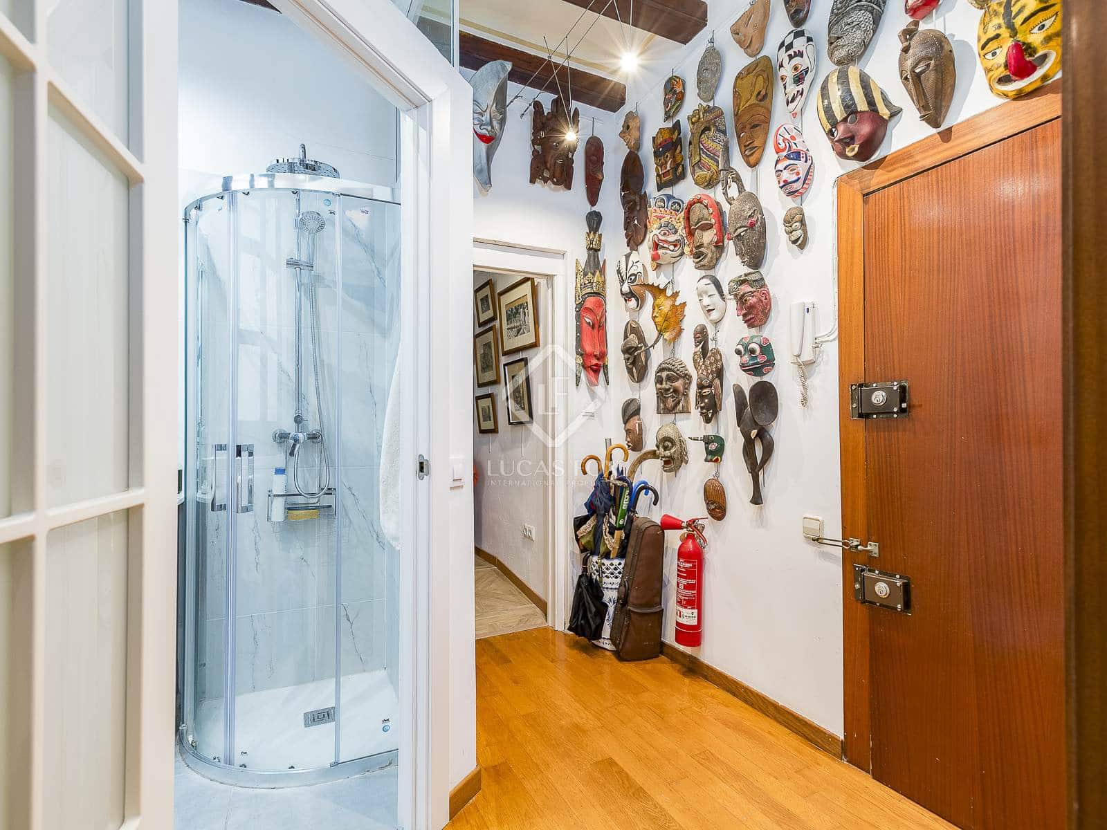 3 slaapkamer Appartement te koop in Barcelona stad - € 795.000 (Ref: 8863427)