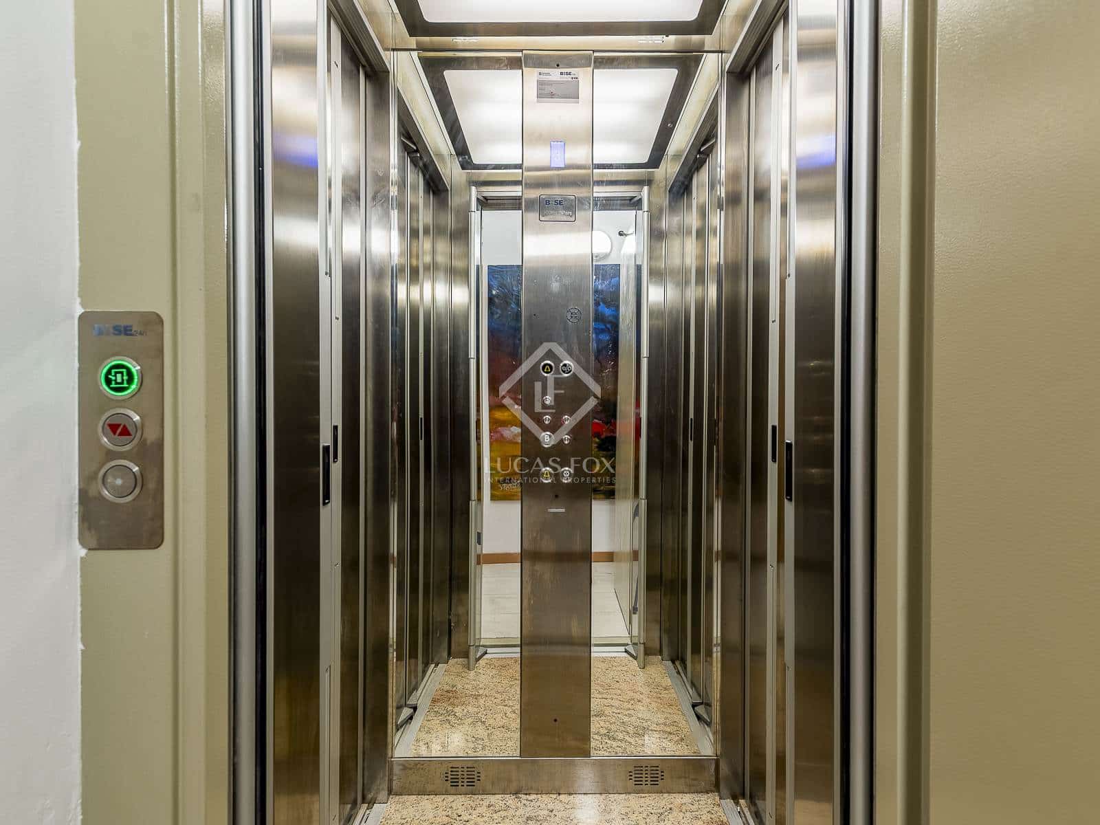 3 slaapkamer Appartement te koop in Barcelona stad - € 795.000 (Ref: 8863427)