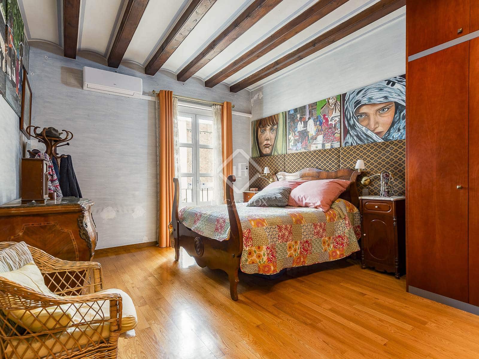 3 slaapkamer Appartement te koop in Barcelona stad - € 795.000 (Ref: 8863427)