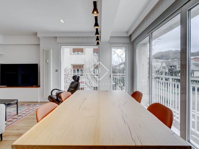 3 quarto Apartamento para venda em Donostia-San Sebastián - 1 150 000 € (Ref: 8863428)