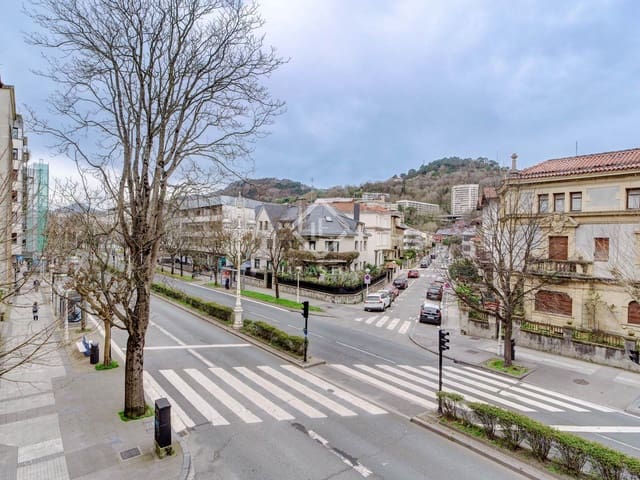 3 quarto Apartamento para venda em Donostia-San Sebastián - 1 150 000 € (Ref: 8863428)
