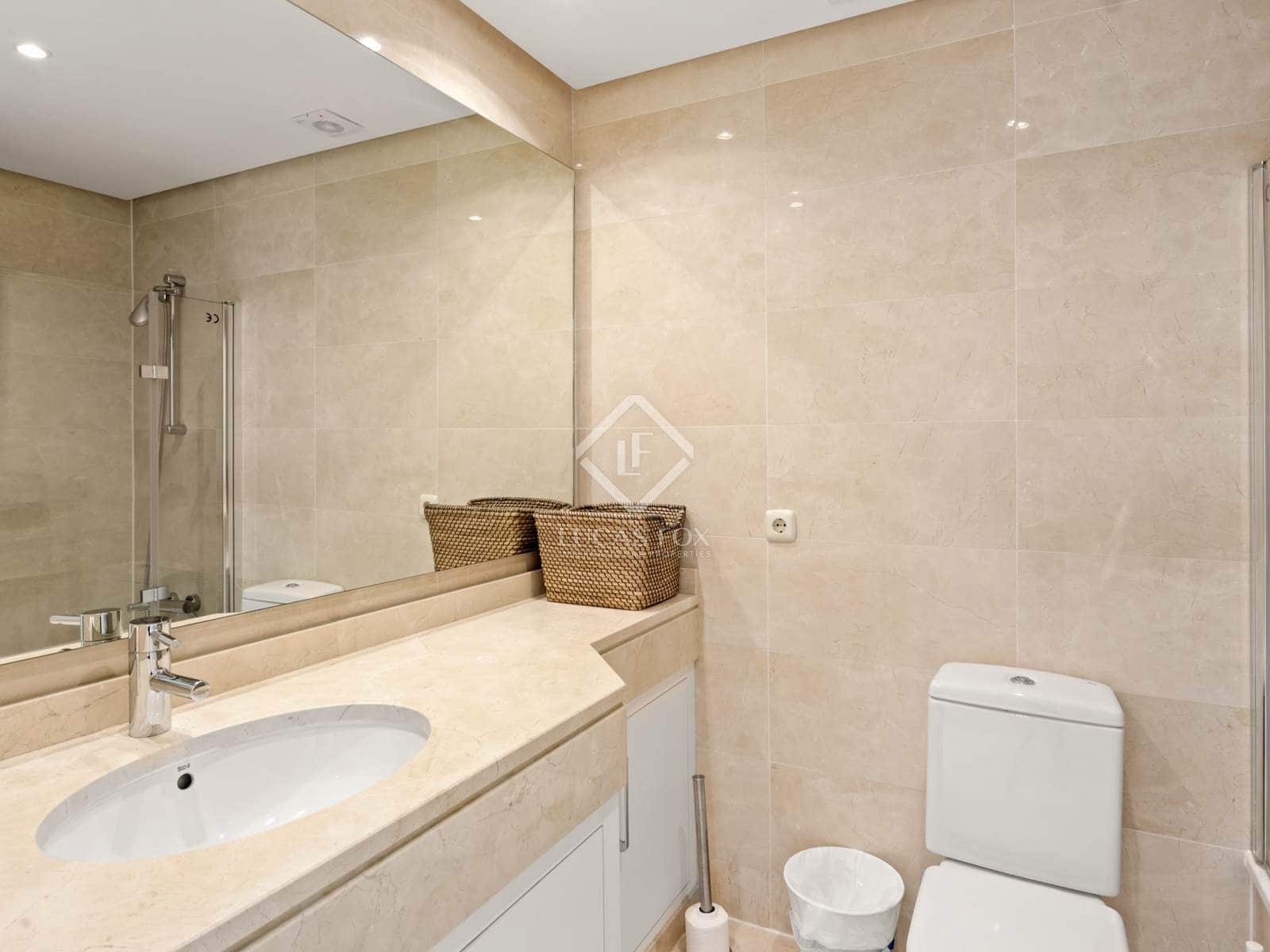 2 slaapkamer Appartement te koop in Casares met garage - € 390.000 (Ref: 8863667)