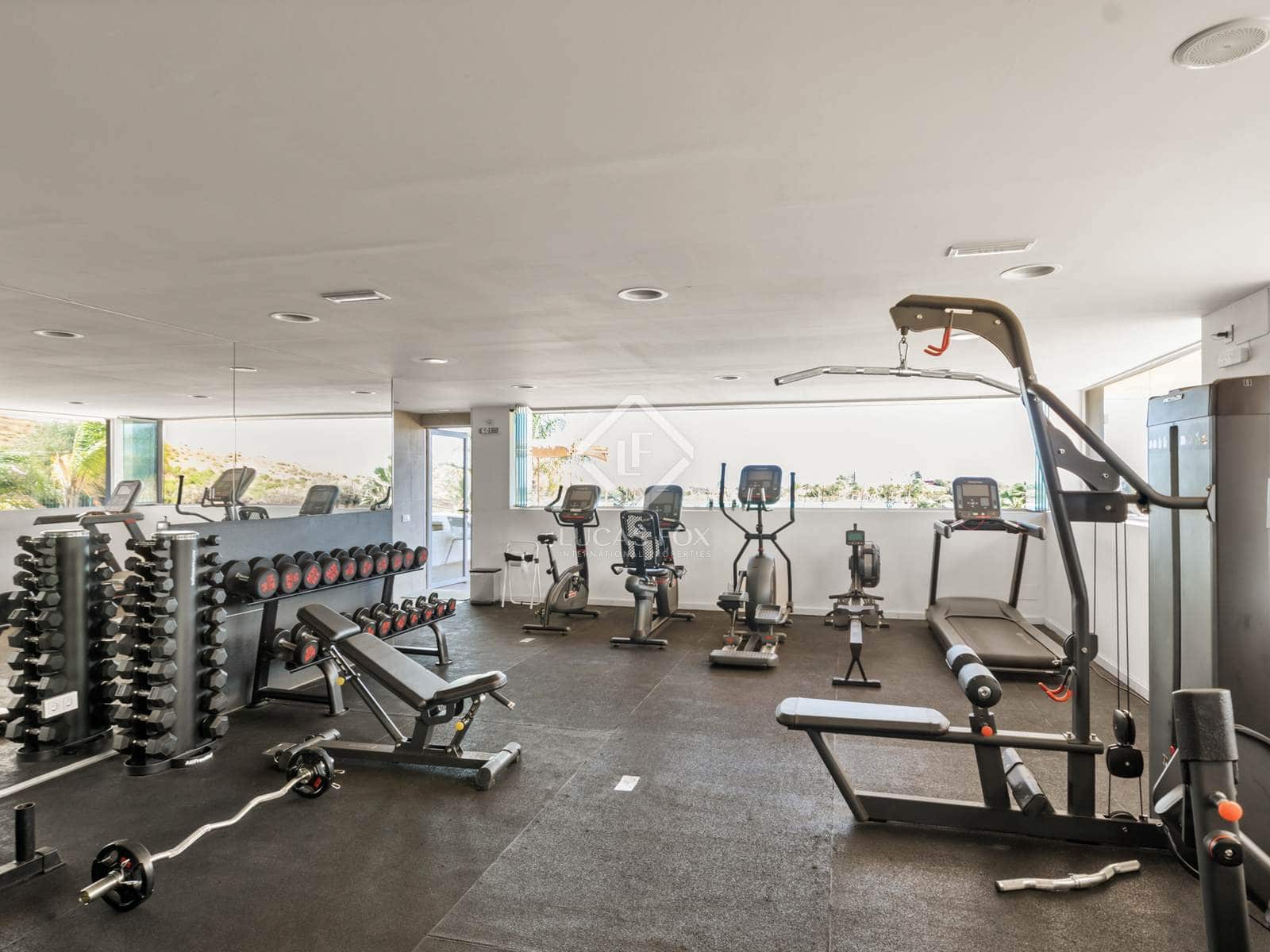 2 slaapkamer Appartement te koop in Casares met garage - € 390.000 (Ref: 8863667)