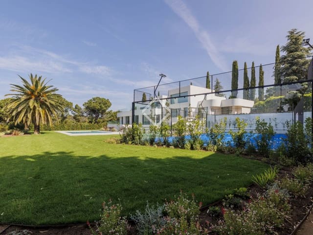 5 slaapkamer Villa te koop in Boadilla del Monte met zwembad garage - € 5.300.000 (Ref: 8864189)