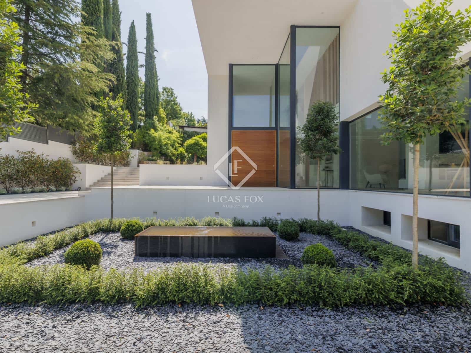 Chalet de 5 habitaciones en Boadilla del Monte en venta con piscina garaje - 5.300.000 € (Ref: 8864189)