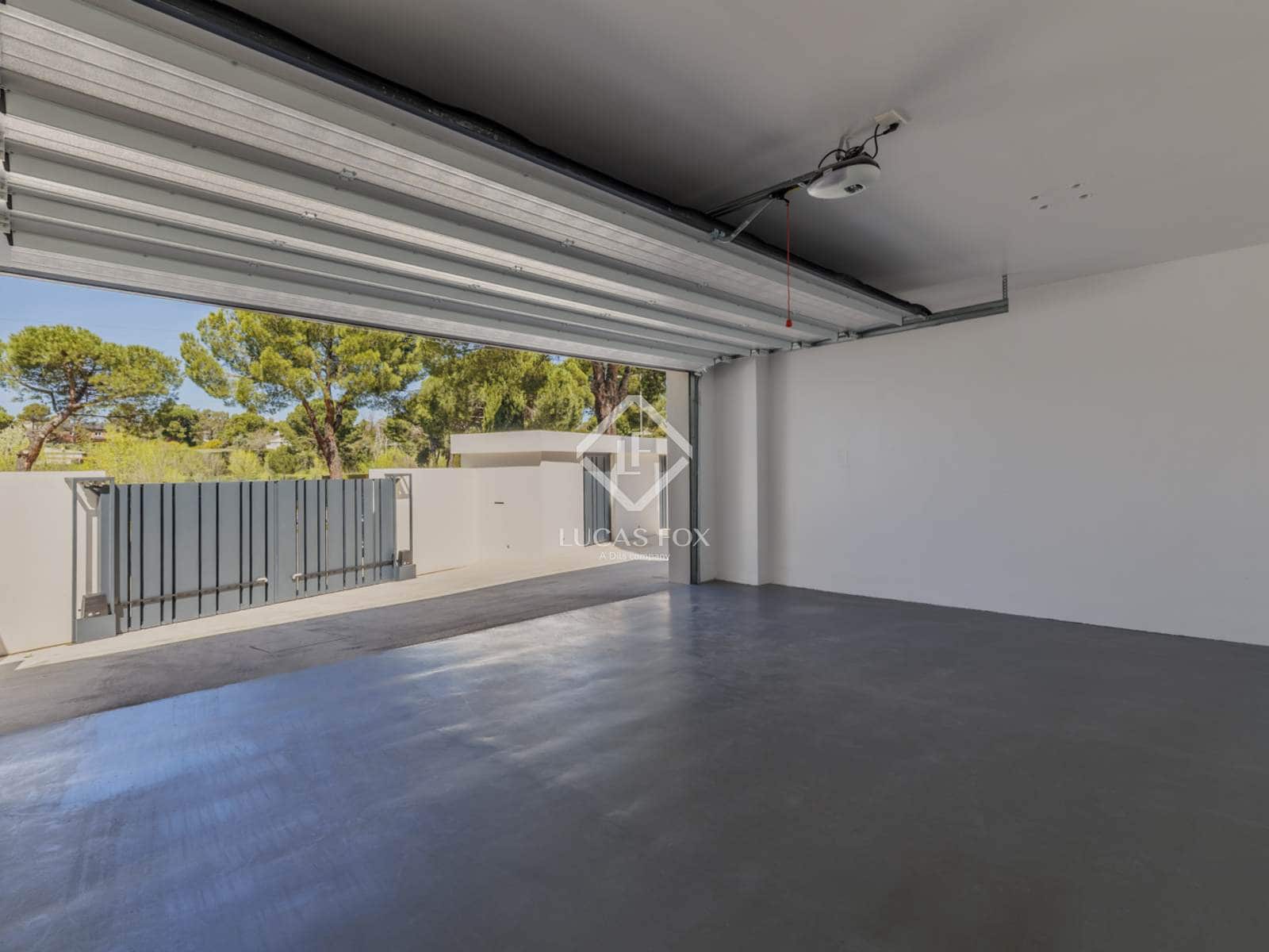 Chalet de 5 habitaciones en Boadilla del Monte en venta con piscina garaje - 5.300.000 € (Ref: 8864189)