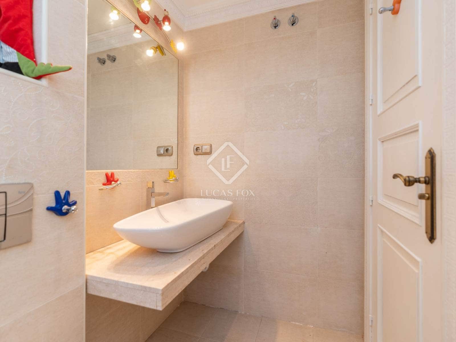 5 chambre Villa/Maison à vendre à Benahavis avec piscine garage - 1 700 000 € (Ref: 8864190)