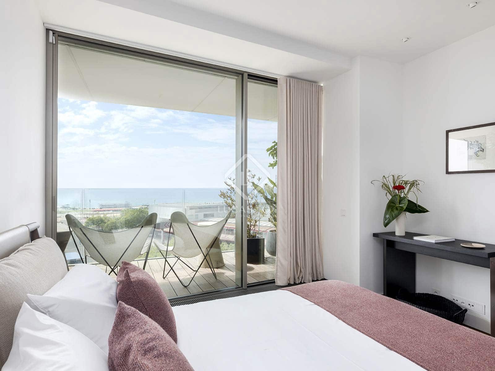 Apartamento de 3 habitaciones en Barcelona ciudad en venta con piscina garaje - 2.636.875 € (Ref: 8866482)