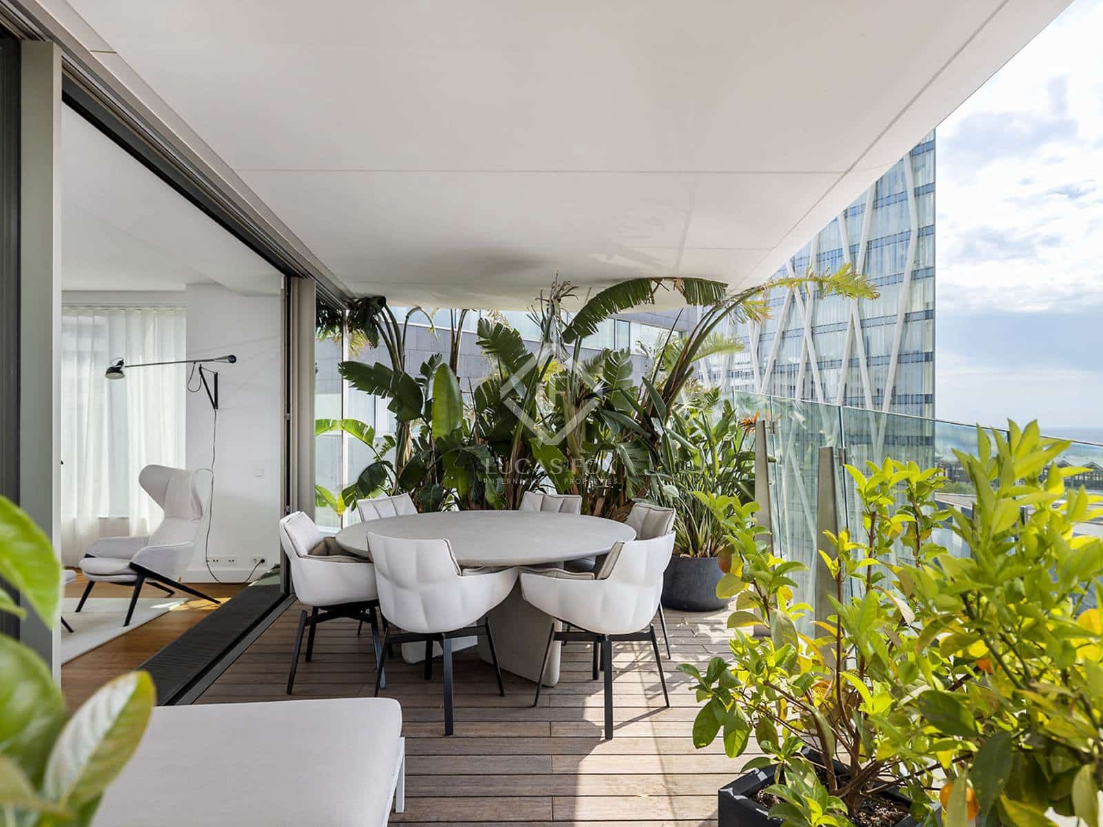 Apartamento de 3 habitaciones en Barcelona ciudad en venta con piscina garaje - 2.636.875 € (Ref: 8866482)