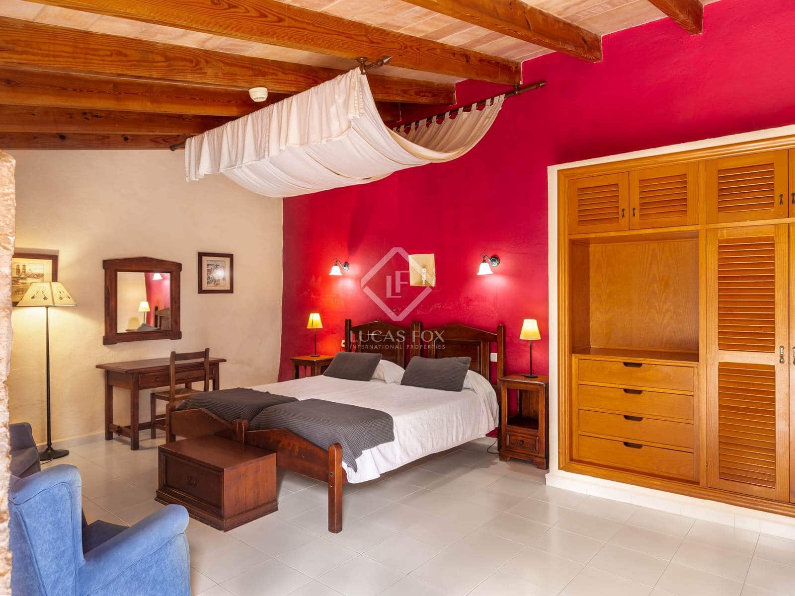 24 soveværelse Erhverv til salg i Sencelles med swimmingpool - € 6.800.000 (Ref: 8866492)