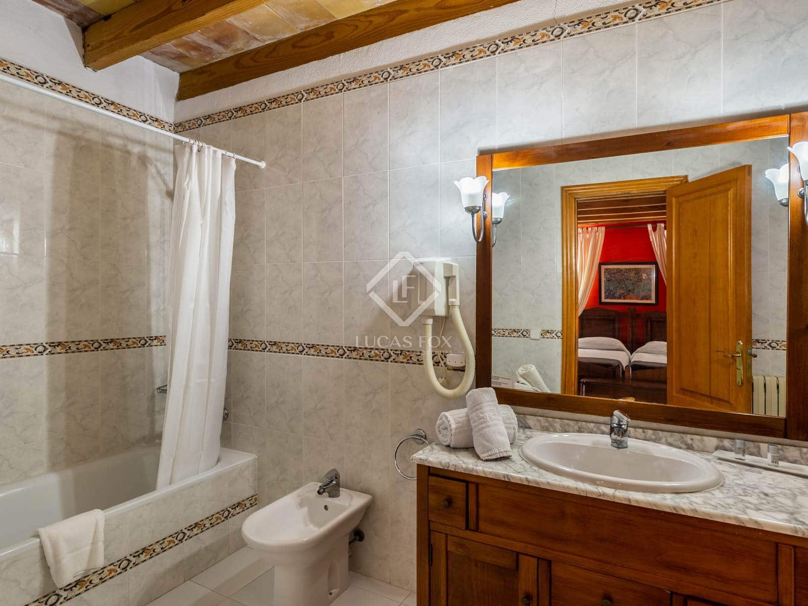 24 soveværelse Erhverv til salg i Sencelles med swimmingpool - € 6.800.000 (Ref: 8866492)