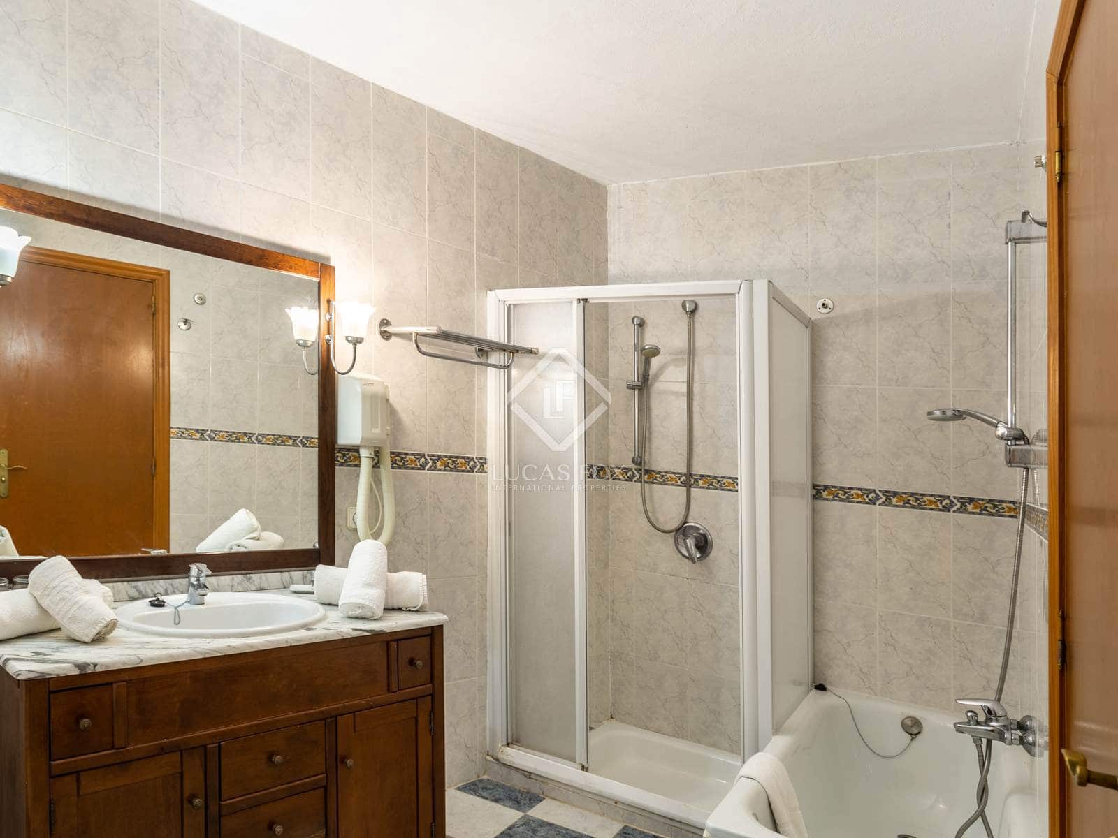 24 soveværelse Erhverv til salg i Sencelles med swimmingpool - € 6.800.000 (Ref: 8866492)