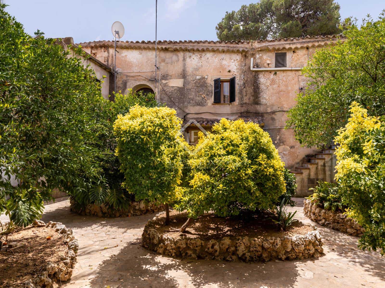 24 soveværelse Erhverv til salg i Sencelles med swimmingpool - € 6.800.000 (Ref: 8866492)