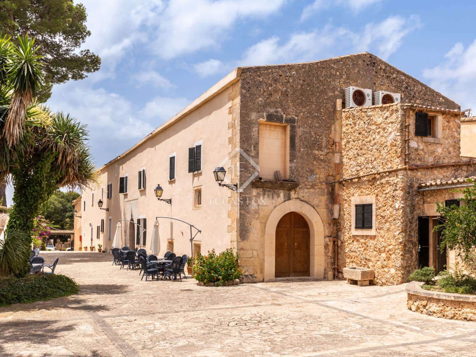 24 soveværelse Erhverv til salg i Sencelles med swimmingpool - € 6.800.000 (Ref: 8866492)