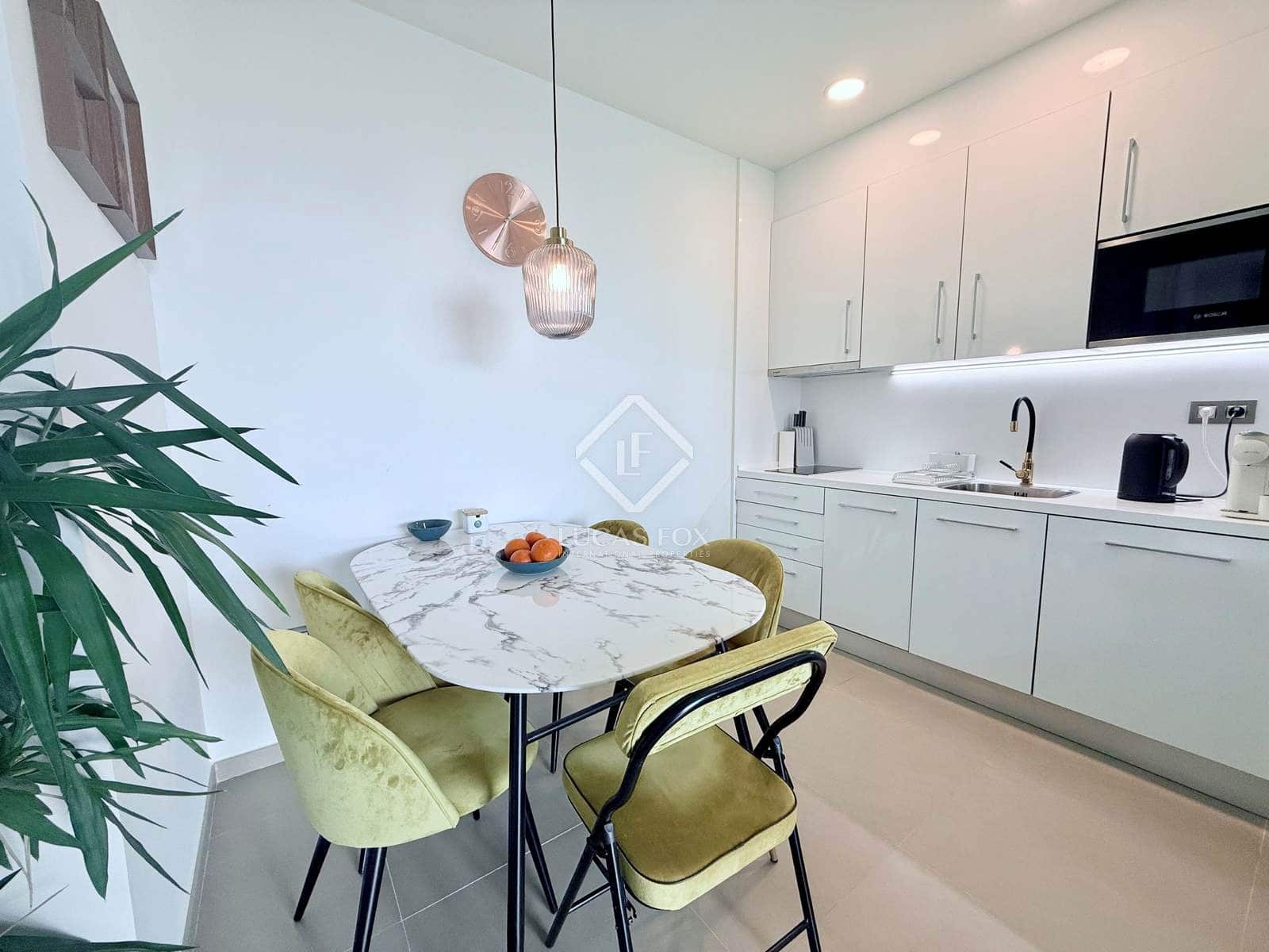 2 soveværelse Lejlighed til salg i Benidorm med swimmingpool garage - € 395.000 (Ref: 8868162)