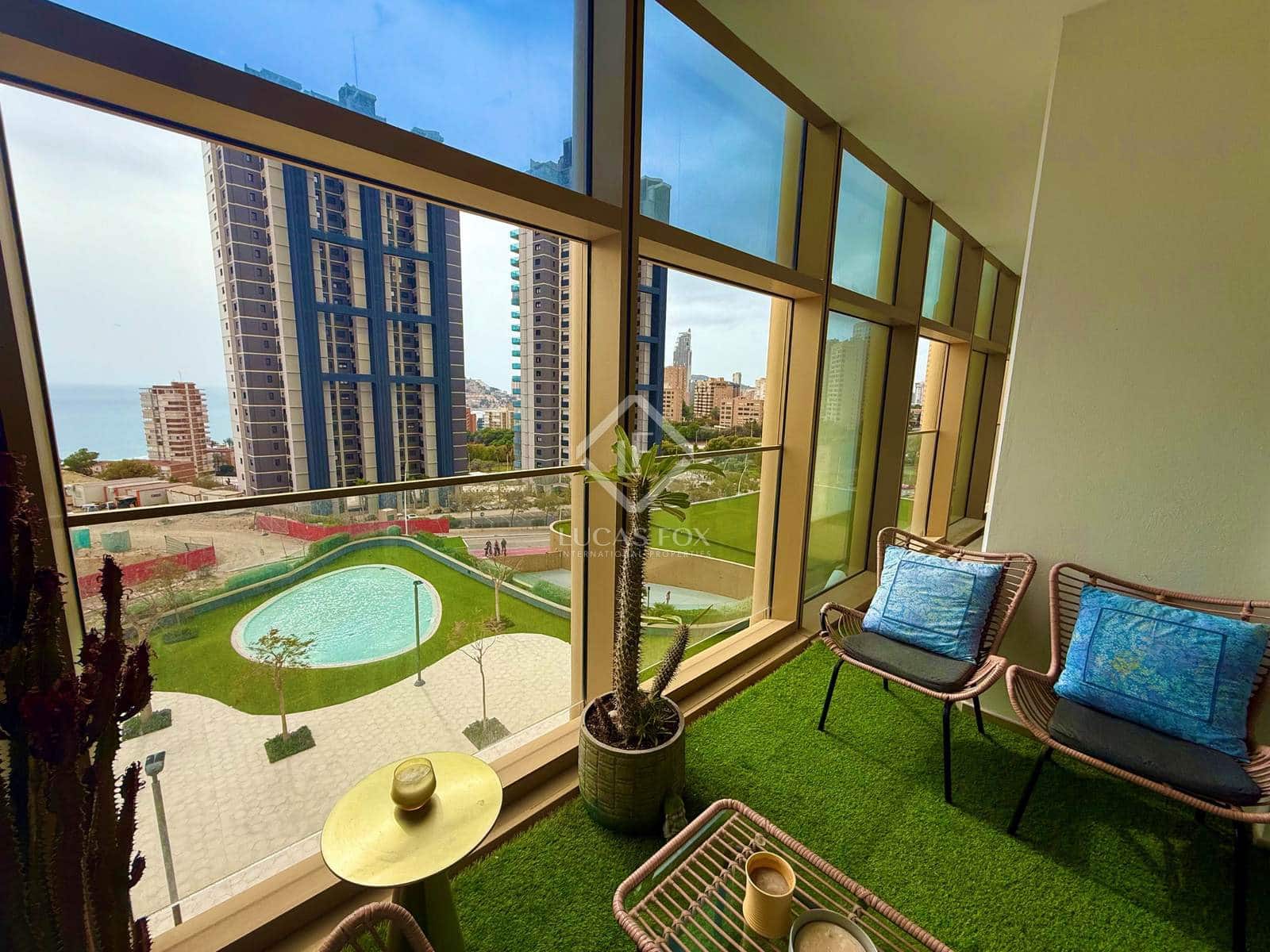 2 soveværelse Lejlighed til salg i Benidorm med swimmingpool garage - € 395.000 (Ref: 8868162)