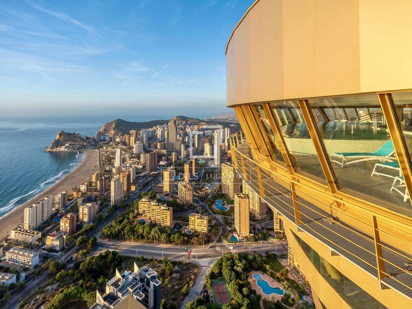2 Zimmer Apartment zu verkaufen in Benidorm mit Pool Garage - 395.000 € (Ref: 8868162)