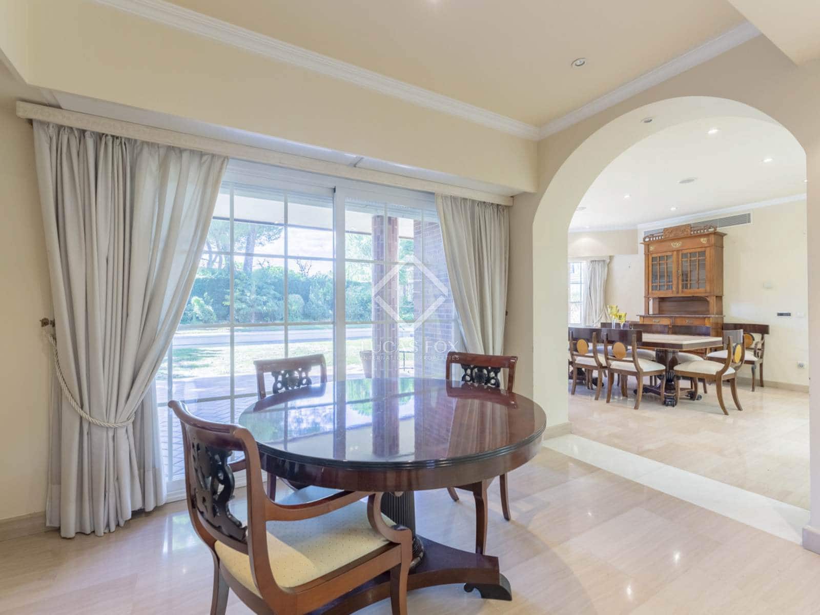 7 soveværelse Villa til salg i Pozuelo de Alarcon med swimmingpool garage - € 3.900.000 (Ref: 8868163)