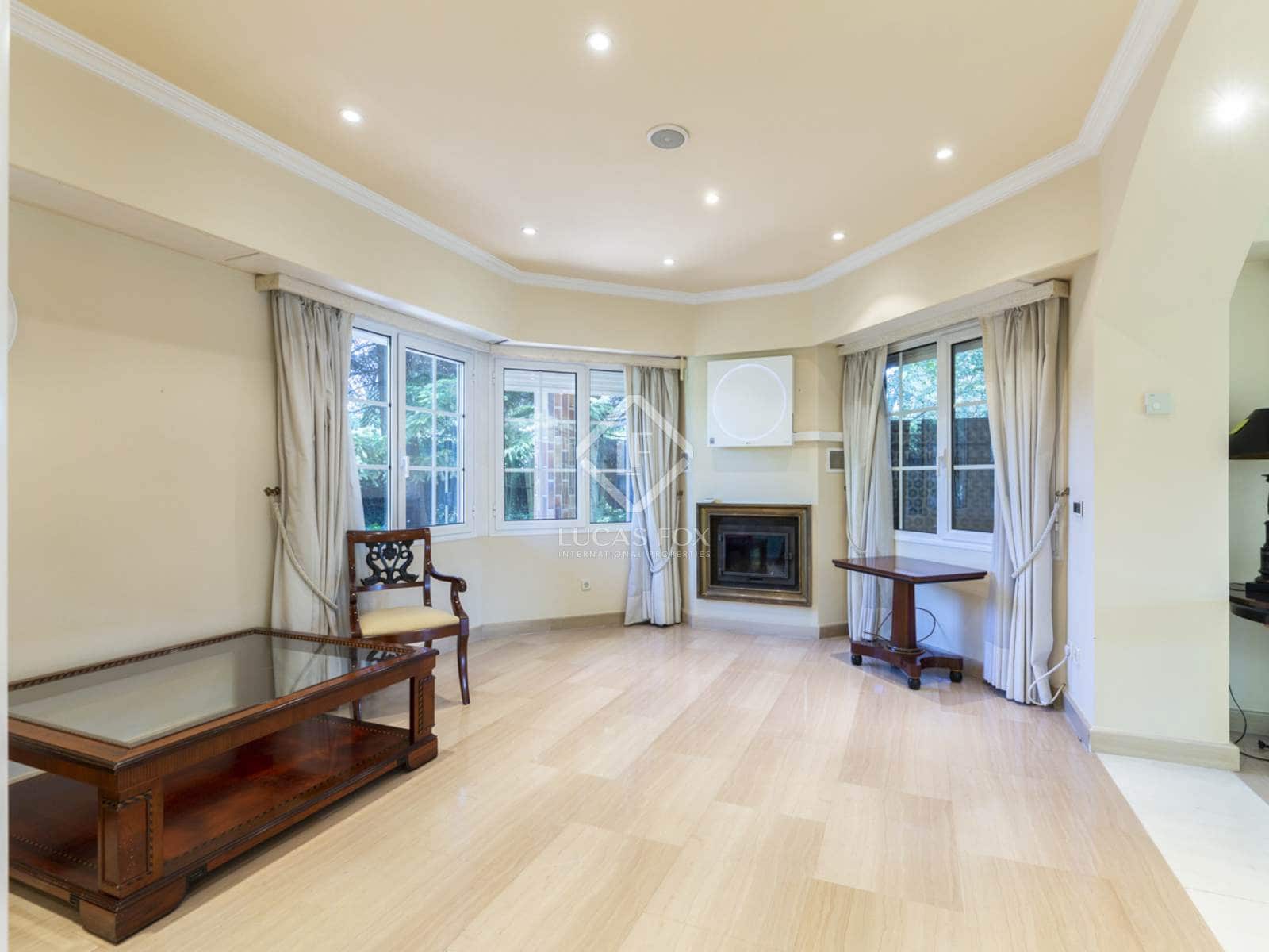 7 soveværelse Villa til salg i Pozuelo de Alarcon med swimmingpool garage - € 3.900.000 (Ref: 8868163)