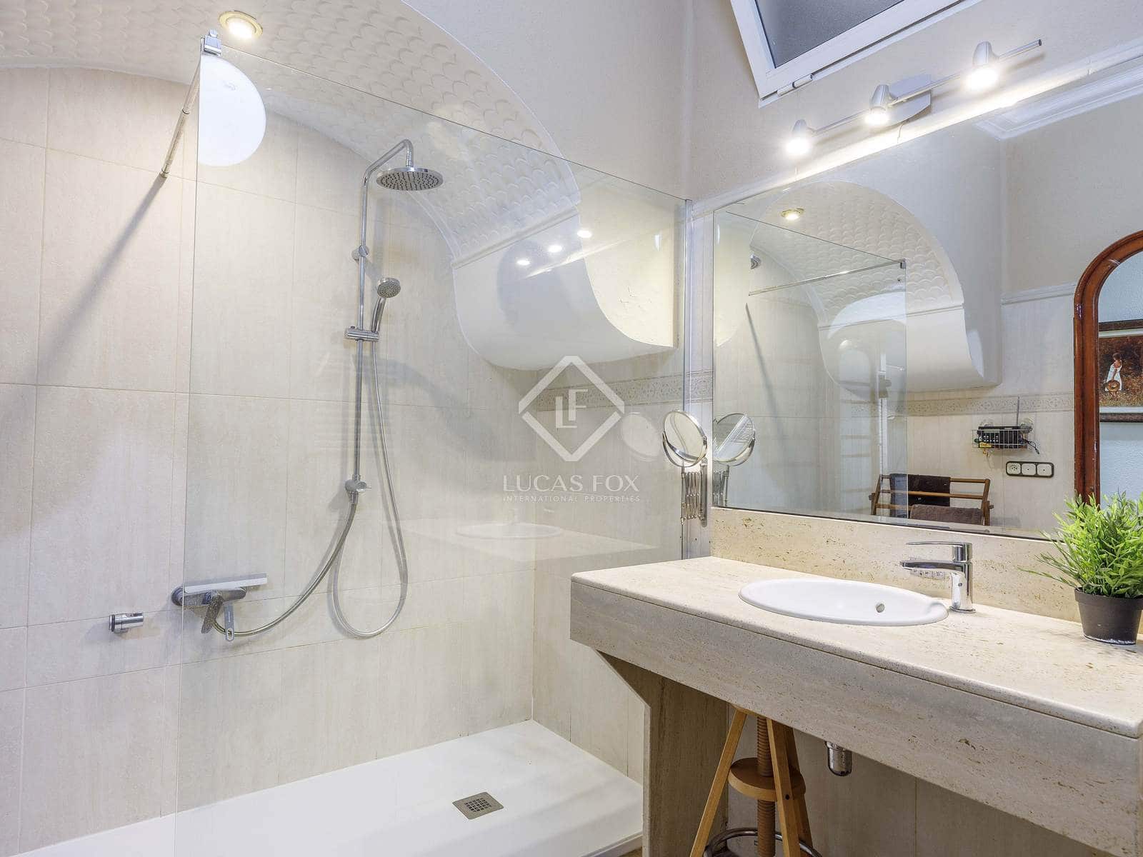 8 chambre Appartement à vendre à Valence ville - 1 075 000 € (Ref: 8868165)