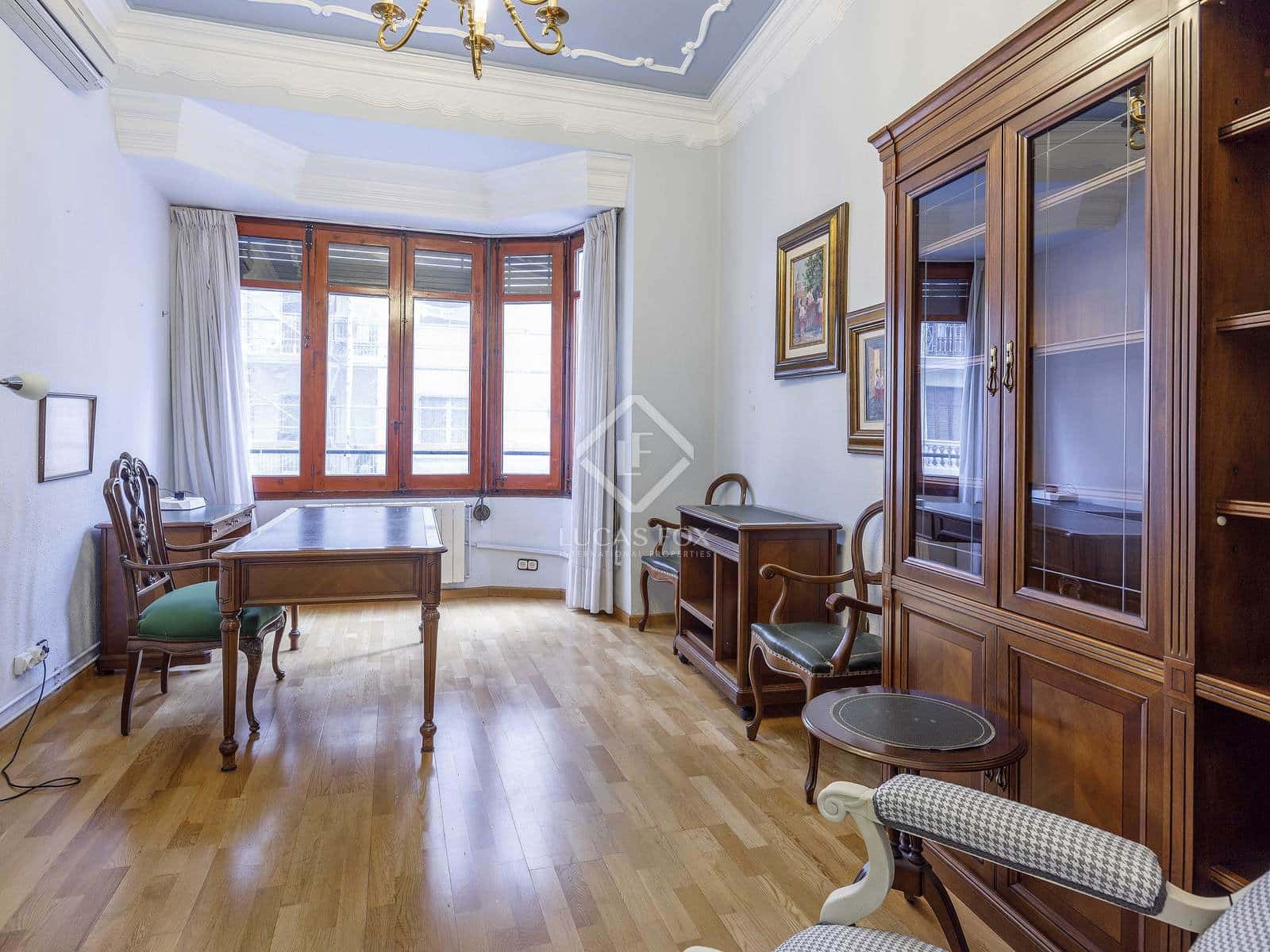 8 chambre Appartement à vendre à Valence ville - 1 075 000 € (Ref: 8868165)