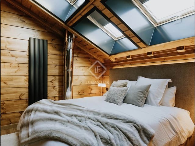 3 sypialnia Apartament na sprzedaż w Miasto Grenada z basenem garażem - 800 000 € (Ref: 8868474)