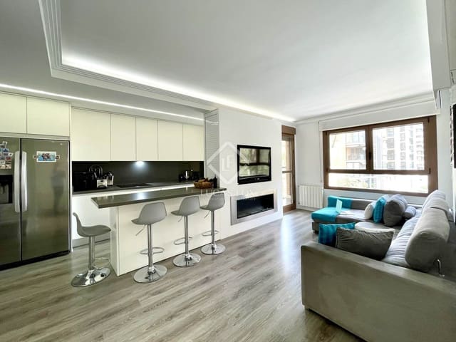 2 quarto Apartamento para venda em Alicante cidade com garagem - 370 000 € (Ref: 8872902)