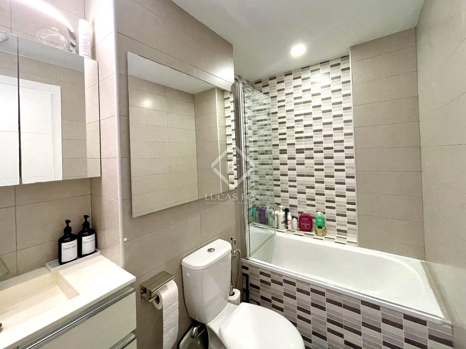 2 quarto Apartamento para venda em Alicante cidade com garagem - 370 000 € (Ref: 8872902)