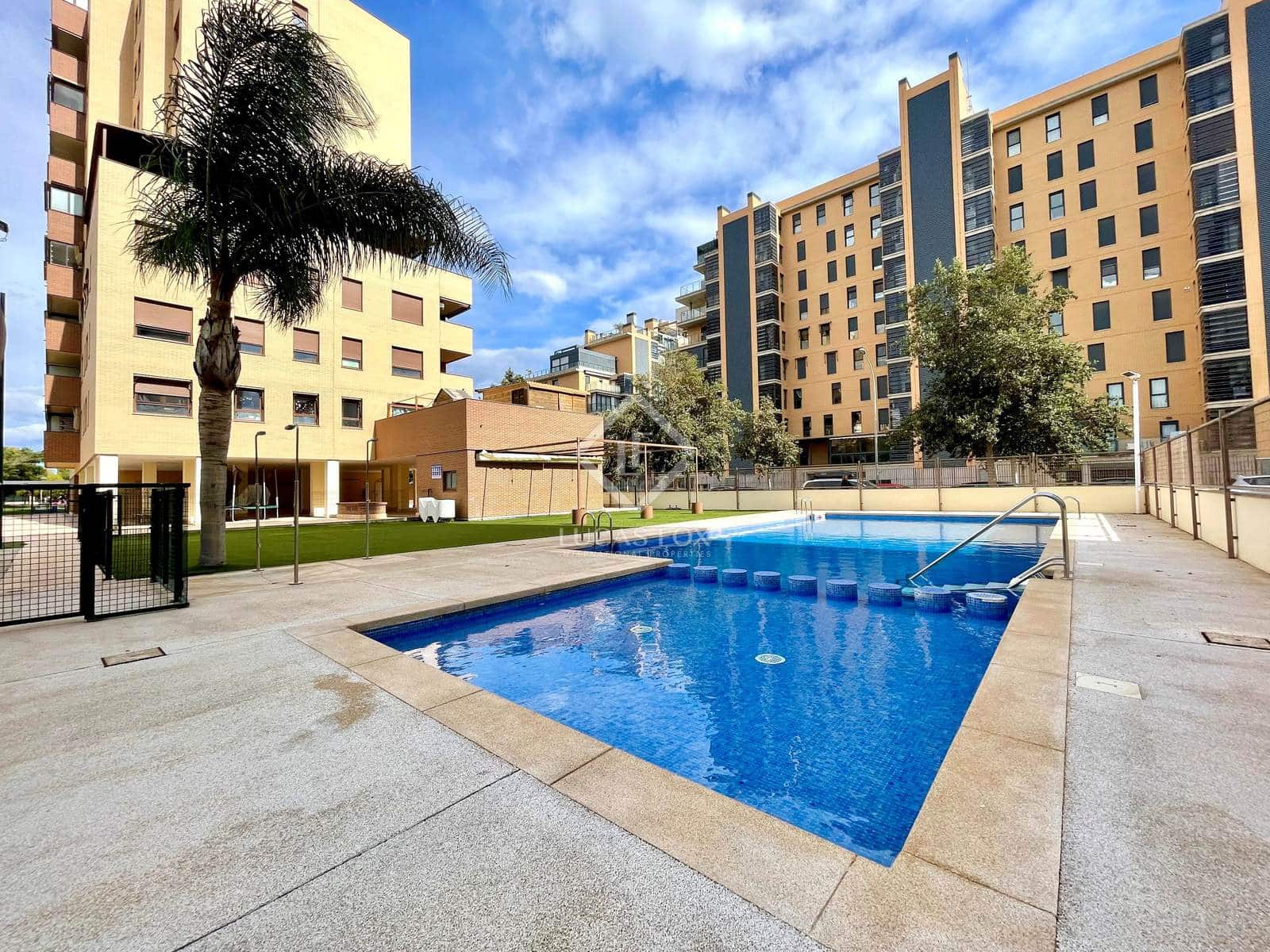 2 quarto Apartamento para venda em Alicante cidade com garagem - 370 000 € (Ref: 8872902)