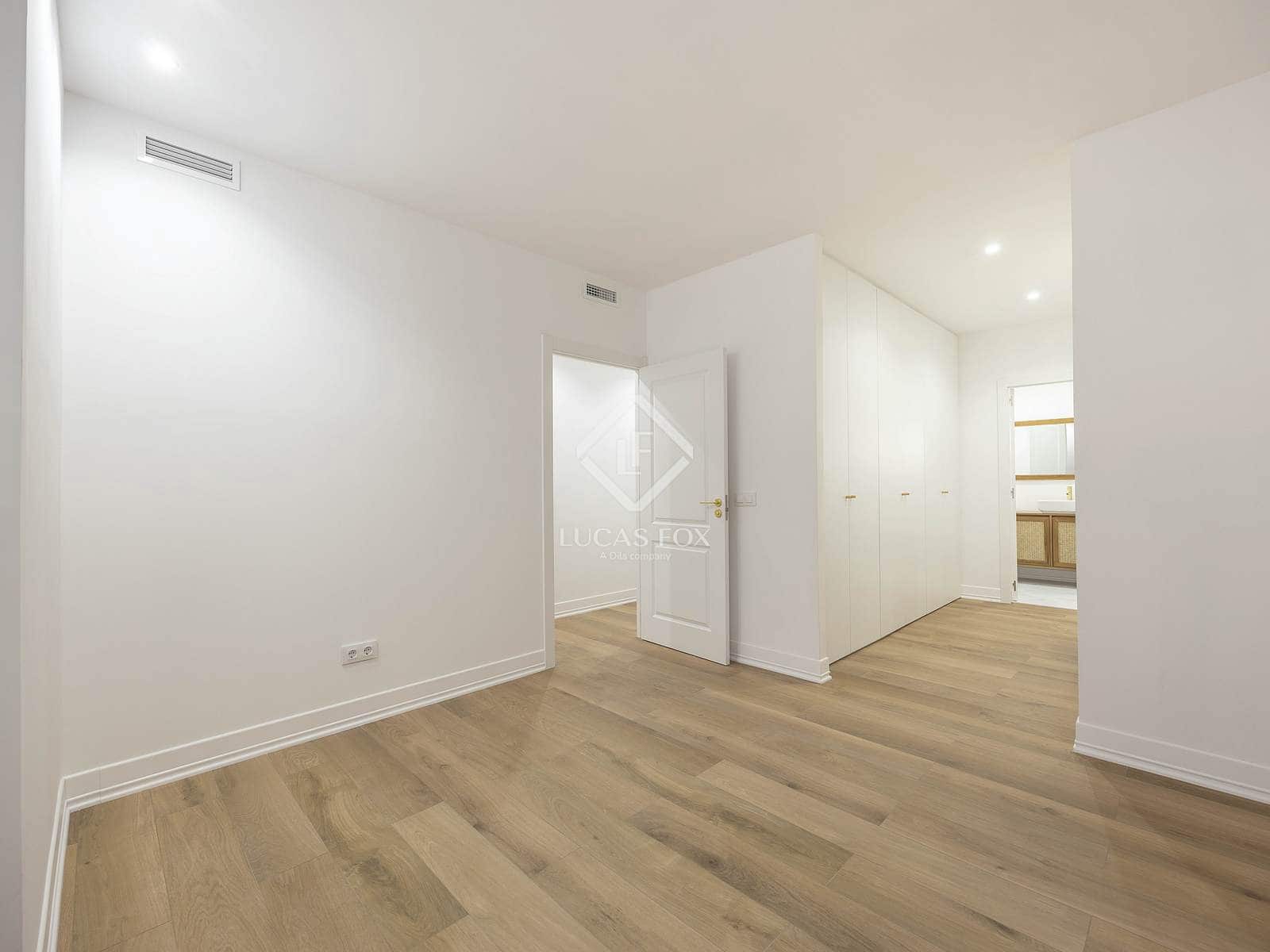 4 slaapkamer Appartement te koop in Valencia stad - € 780.000 (Ref: 8873417)