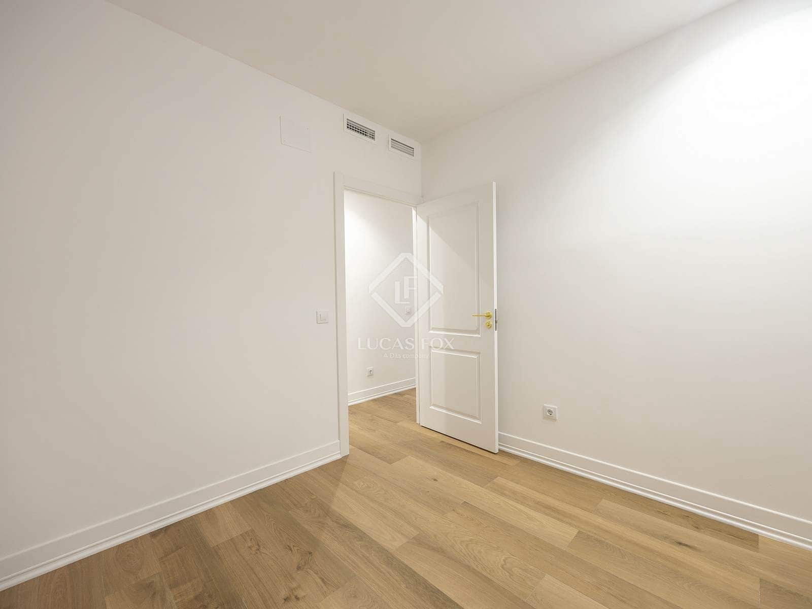 4 slaapkamer Appartement te koop in Valencia stad - € 780.000 (Ref: 8873417)