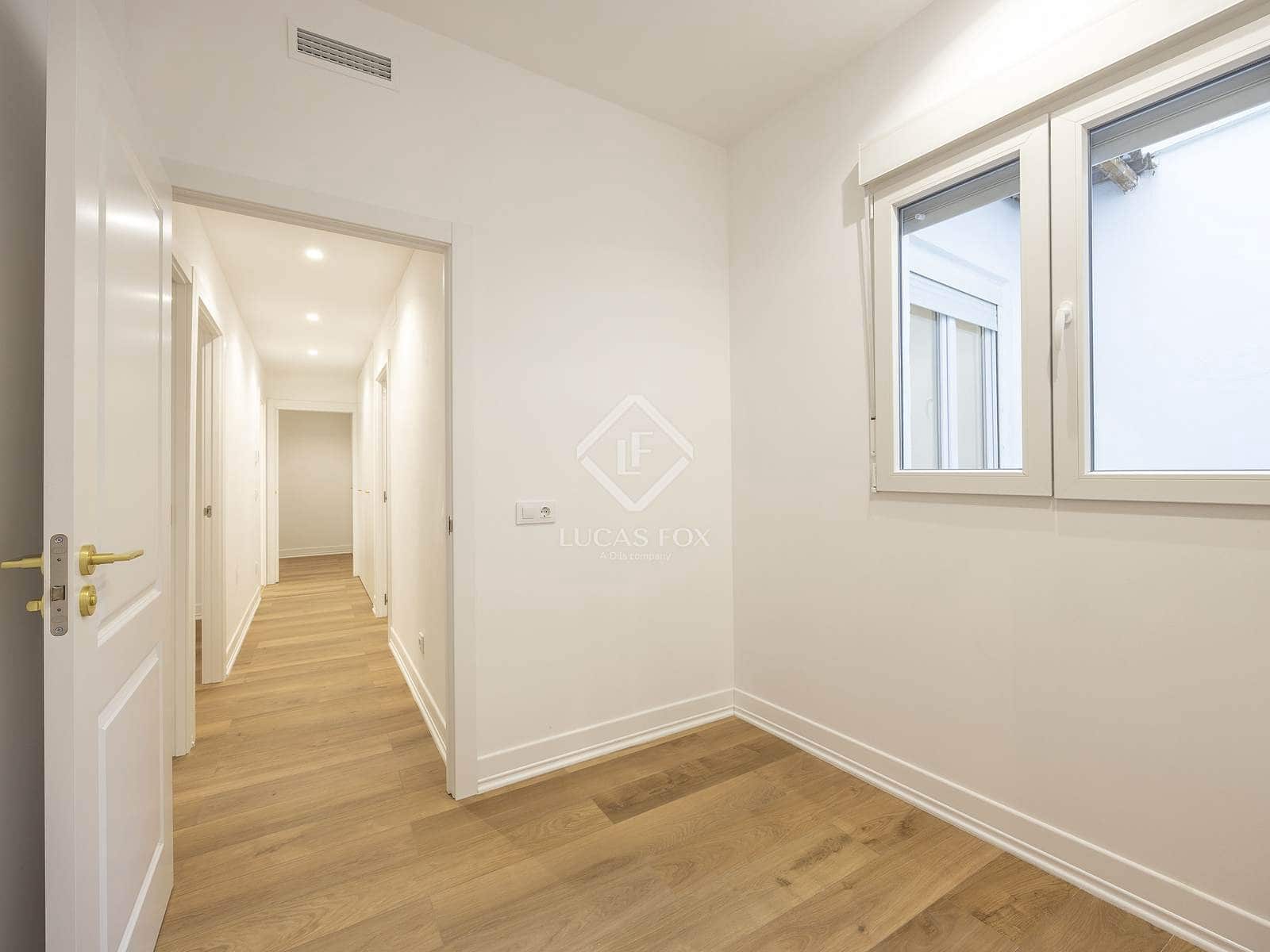 4 slaapkamer Appartement te koop in Valencia stad - € 780.000 (Ref: 8873417)