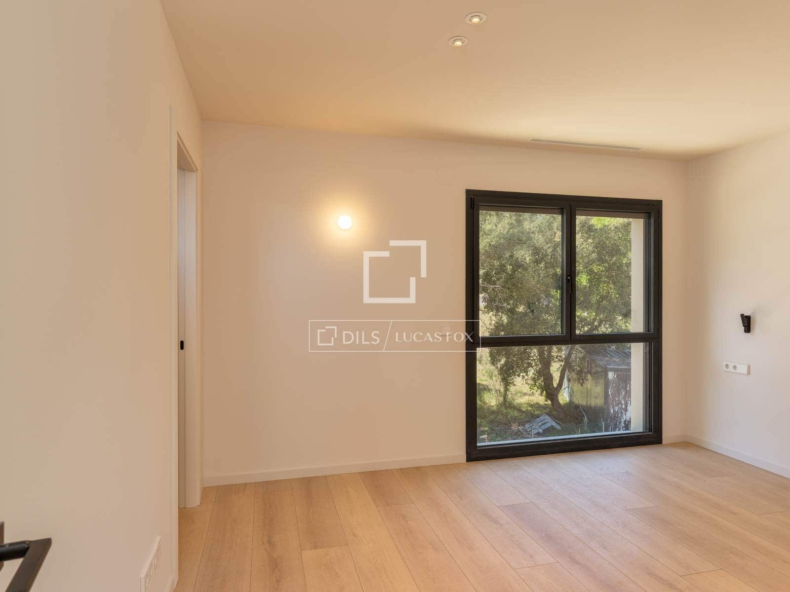 4 chambre Villa/Maison à vendre à Calella de Palafrugell avec piscine garage - 1 490 000 € (Ref: 8873819)