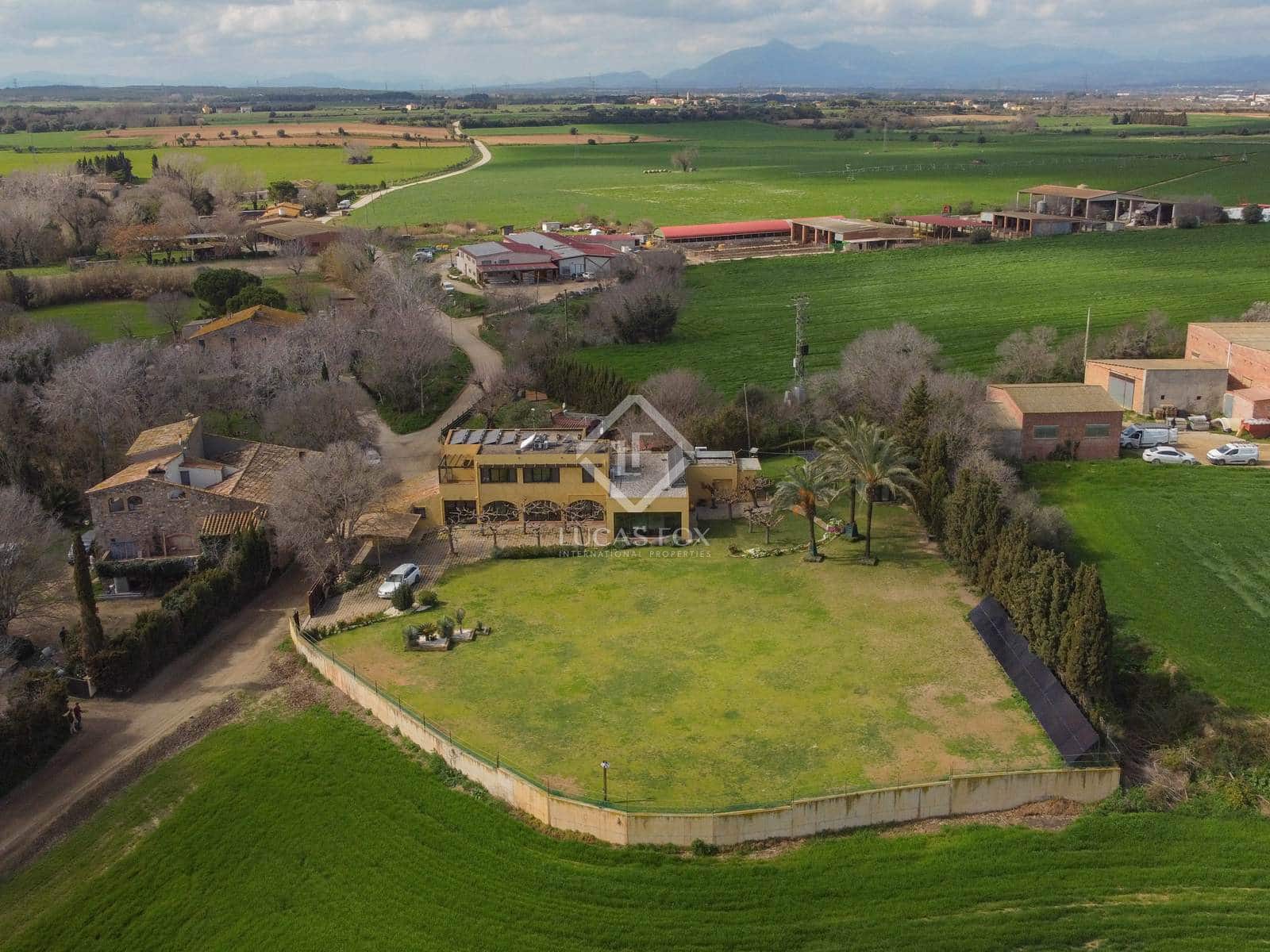 5 Zimmer Villa zu verkaufen in Siurana mit Pool Garage - 1.000.000 € (Ref: 8875162)