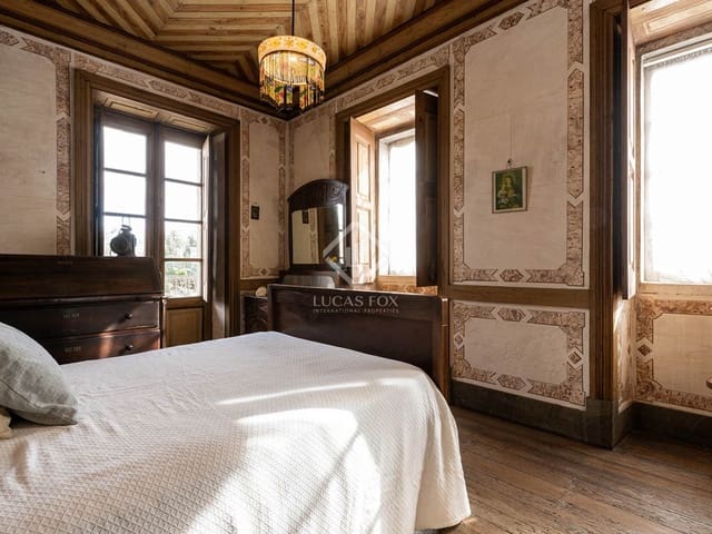 5 bedroom Finca/Country House for sale in Mondariz with garage - € 260,000 (Ref: 8878220)